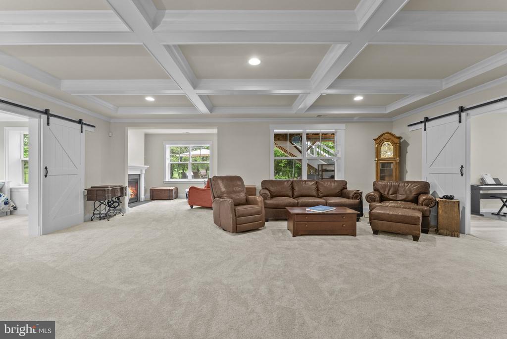 9801 THOROUGHBRED RD, WARRENTON, Virginia 20187, 4 Bedrooms Bedrooms, ,3 BathroomsBathrooms,Residential,9801 THOROUGHBRED RD,VAFQ2022040 MLS # VAFQ2022040 9801 THOROUGHBRED RD, WARRENTON, Virginia 20187, 4 Bedrooms Bedrooms, ,3 BathroomsBathrooms,Residential,9801 THOROUGHBRED RD,VAFQ2022040 MLS # VAFQ2022040