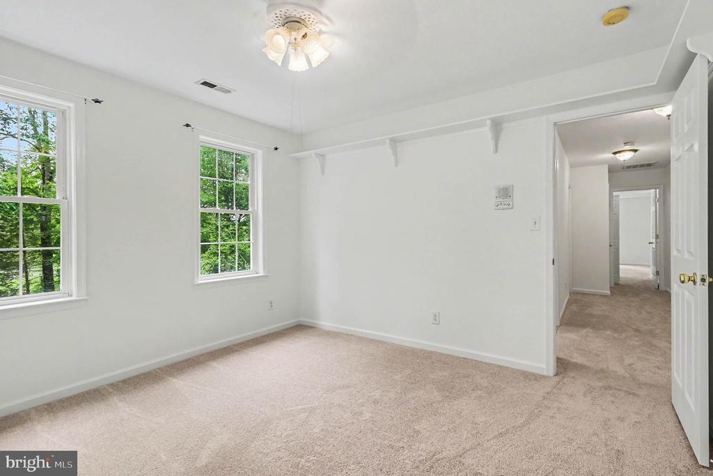 13421 FOX CHASE LN, SPOTSYLVANIA, Virginia 22553, 5 Bedrooms Bedrooms, ,3 BathroomsBathrooms,Residential,13421 FOX CHASE LN,VASP2042200 MLS # VASP2042200 13421 FOX CHASE LN, SPOTSYLVANIA, Virginia 22553, 5 Bedrooms Bedrooms, ,3 BathroomsBathrooms,Residential,13421 FOX CHASE LN,VASP2042200 MLS # VASP2042200