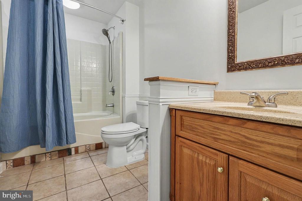 13421 FOX CHASE LN, SPOTSYLVANIA, Virginia 22553, 5 Bedrooms Bedrooms, ,3 BathroomsBathrooms,Residential,13421 FOX CHASE LN,VASP2042200 MLS # VASP2042200 13421 FOX CHASE LN, SPOTSYLVANIA, Virginia 22553, 5 Bedrooms Bedrooms, ,3 BathroomsBathrooms,Residential,13421 FOX CHASE LN,VASP2042200 MLS # VASP2042200