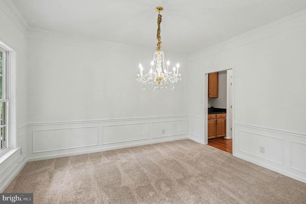 13421 FOX CHASE LN, SPOTSYLVANIA, Virginia 22553, 5 Bedrooms Bedrooms, ,3 BathroomsBathrooms,Residential,13421 FOX CHASE LN,VASP2042200 MLS # VASP2042200 13421 FOX CHASE LN, SPOTSYLVANIA, Virginia 22553, 5 Bedrooms Bedrooms, ,3 BathroomsBathrooms,Residential,13421 FOX CHASE LN,VASP2042200 MLS # VASP2042200
