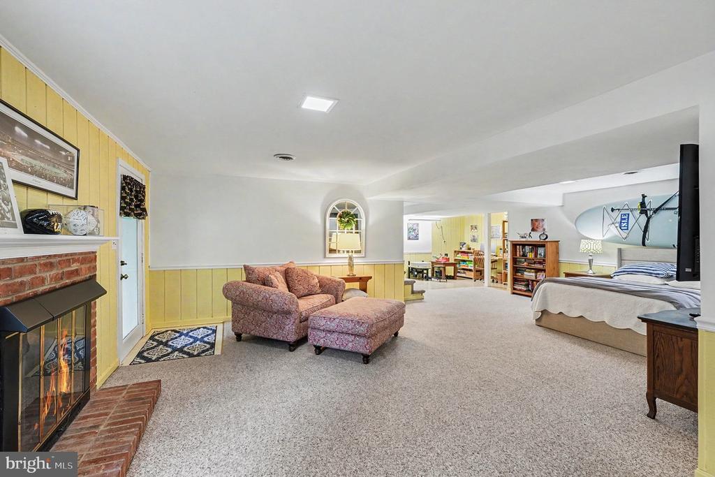 313 LAUREL AVE, FREDERICKSBURG, Virginia 22408, 4 Bedrooms Bedrooms, ,3 BathroomsBathrooms,Residential,313 LAUREL AVE,VASP2042248 MLS # VASP2042248 313 LAUREL AVE, FREDERICKSBURG, Virginia 22408, 4 Bedrooms Bedrooms, ,3 BathroomsBathrooms,Residential,313 LAUREL AVE,VASP2042248 MLS # VASP2042248