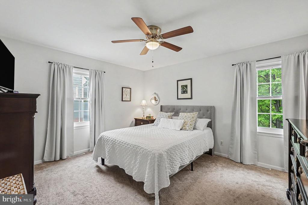 313 LAUREL AVE, FREDERICKSBURG, Virginia 22408, 4 Bedrooms Bedrooms, ,3 BathroomsBathrooms,Residential,313 LAUREL AVE,VASP2042248 MLS # VASP2042248 313 LAUREL AVE, FREDERICKSBURG, Virginia 22408, 4 Bedrooms Bedrooms, ,3 BathroomsBathrooms,Residential,313 LAUREL AVE,VASP2042248 MLS # VASP2042248