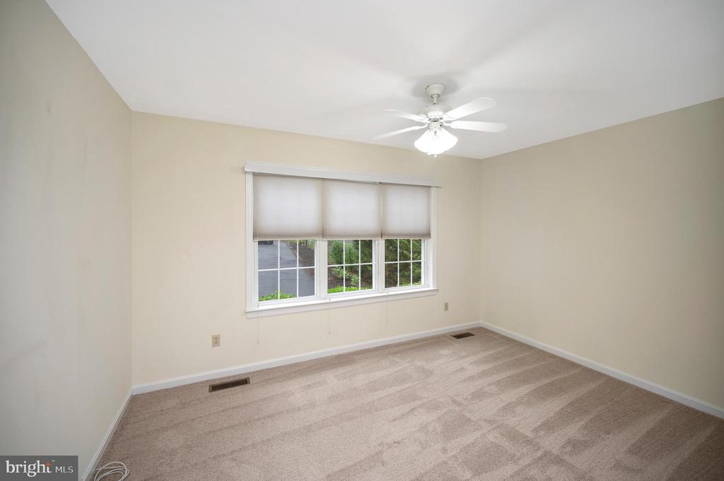 1011 EASTOVER PKWY, LOCUST GROVE, Virginia 22508, 3 Bedrooms Bedrooms, ,2 BathroomsBathrooms,Residential,1011 EASTOVER PKWY,VAOR2014238 MLS # VAOR2014238 1011 EASTOVER PKWY, LOCUST GROVE, Virginia 22508, 3 Bedrooms Bedrooms, ,2 BathroomsBathrooms,Residential,1011 EASTOVER PKWY,VAOR2014238 MLS # VAOR2014238