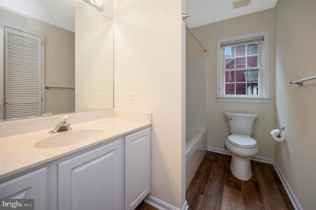 1011 EASTOVER PKWY, LOCUST GROVE, Virginia 22508, 3 Bedrooms Bedrooms, ,2 BathroomsBathrooms,Residential,1011 EASTOVER PKWY,VAOR2014238 MLS # VAOR2014238 1011 EASTOVER PKWY, LOCUST GROVE, Virginia 22508, 3 Bedrooms Bedrooms, ,2 BathroomsBathrooms,Residential,1011 EASTOVER PKWY,VAOR2014238 MLS # VAOR2014238