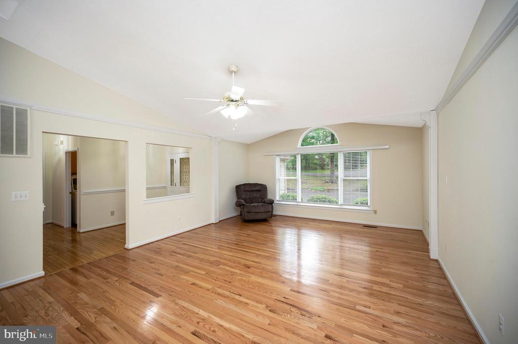 1011 EASTOVER PKWY, LOCUST GROVE, Virginia 22508, 3 Bedrooms Bedrooms, ,2 BathroomsBathrooms,Residential,1011 EASTOVER PKWY,VAOR2014238 MLS # VAOR2014238 1011 EASTOVER PKWY, LOCUST GROVE, Virginia 22508, 3 Bedrooms Bedrooms, ,2 BathroomsBathrooms,Residential,1011 EASTOVER PKWY,VAOR2014238 MLS # VAOR2014238