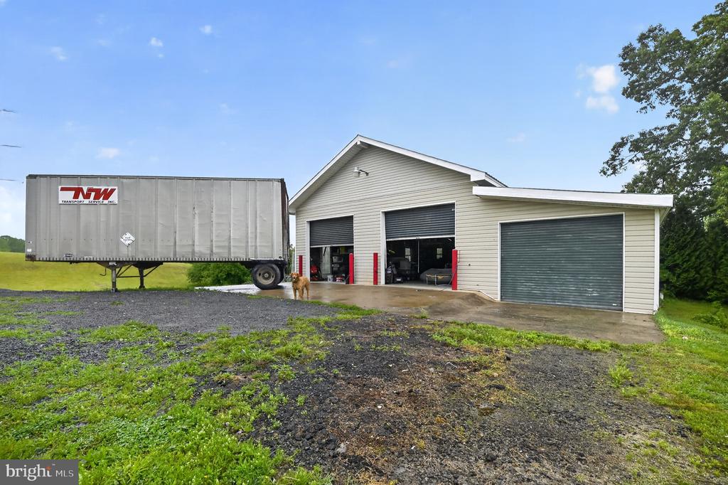18628 SPRINGS RD, JEFFERSONTON, Virginia 22724, 5 Bedrooms Bedrooms, ,2 BathroomsBathrooms,Residential,18628 SPRINGS RD,VACU2013586 MLS # VACU2013586 18628 SPRINGS RD, JEFFERSONTON, Virginia 22724, 5 Bedrooms Bedrooms, ,2 BathroomsBathrooms,Residential,18628 SPRINGS RD,VACU2013586 MLS # VACU2013586