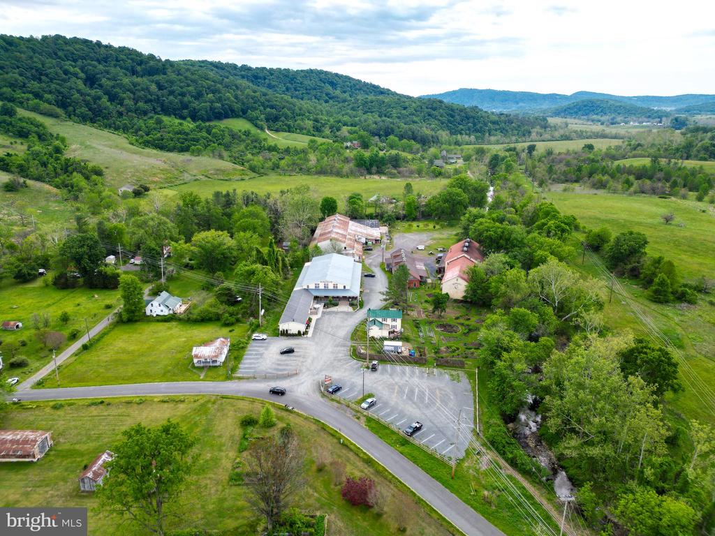 49 WATER ST, SPERRYVILLE, Virginia 22740, 3 Bedrooms Bedrooms, ,2 BathroomsBathrooms,Residential,49 WATER ST,VARP2002652 MLS # VARP2002652 49 WATER ST, SPERRYVILLE, Virginia 22740, 3 Bedrooms Bedrooms, ,2 BathroomsBathrooms,Residential,49 WATER ST,VARP2002652 MLS # VARP2002652