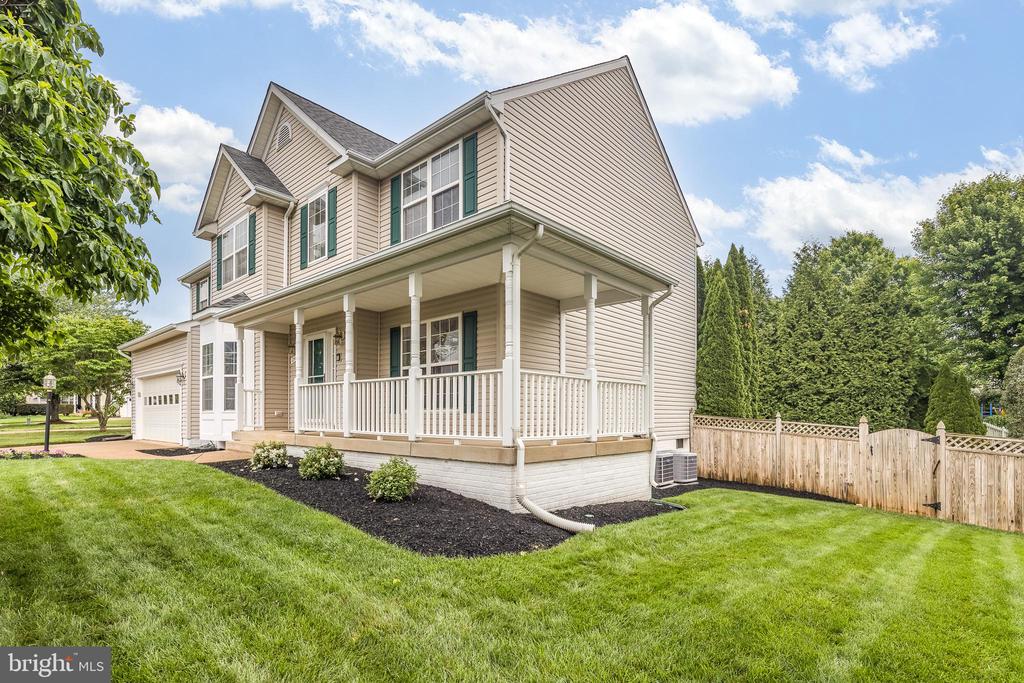 242 FOX CHASE ST, WARRENTON, Virginia 20186, 4 Bedrooms Bedrooms, ,3 BathroomsBathrooms,Residential,242 FOX CHASE ST,VAFQ2022232 MLS # VAFQ2022232 242 FOX CHASE ST, WARRENTON, Virginia 20186, 4 Bedrooms Bedrooms, ,3 BathroomsBathrooms,Residential,242 FOX CHASE ST,VAFQ2022232 MLS # VAFQ2022232