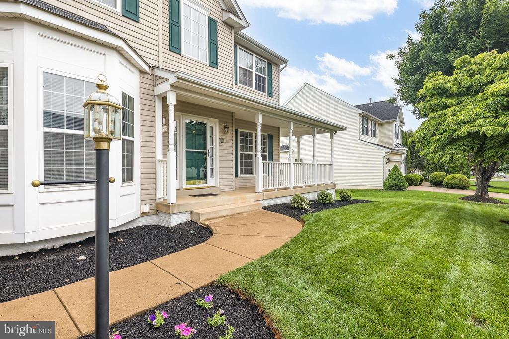 242 FOX CHASE ST, WARRENTON, Virginia 20186, 4 Bedrooms Bedrooms, ,3 BathroomsBathrooms,Residential,242 FOX CHASE ST,VAFQ2022232 MLS # VAFQ2022232 242 FOX CHASE ST, WARRENTON, Virginia 20186, 4 Bedrooms Bedrooms, ,3 BathroomsBathrooms,Residential,242 FOX CHASE ST,VAFQ2022232 MLS # VAFQ2022232