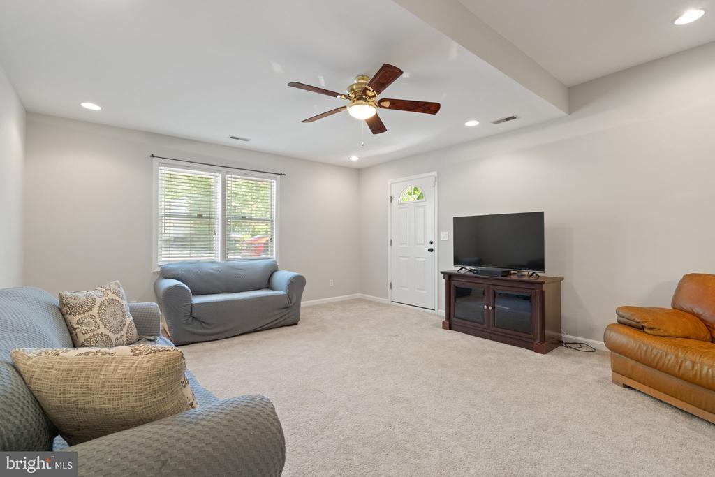 124 HARRISON CIR, LOCUST GROVE, Virginia 22508, 4 Bedrooms Bedrooms, ,4 BathroomsBathrooms,Residential,124 HARRISON CIR,VAOR2014244 MLS # VAOR2014244 124 HARRISON CIR, LOCUST GROVE, Virginia 22508, 4 Bedrooms Bedrooms, ,4 BathroomsBathrooms,Residential,124 HARRISON CIR,VAOR2014244 MLS # VAOR2014244