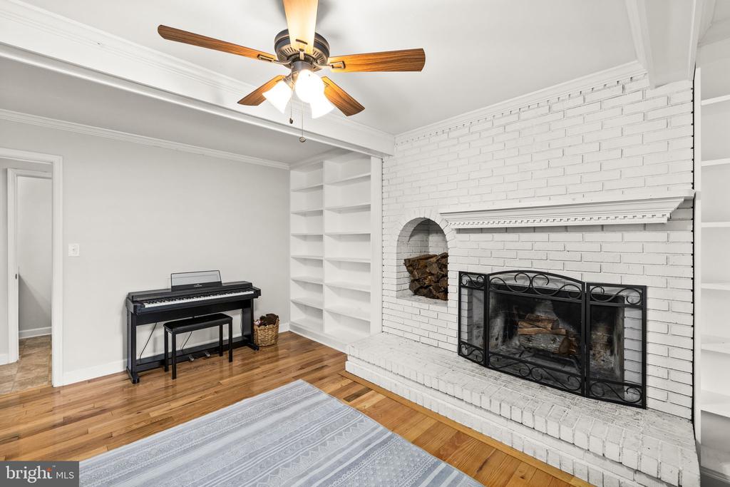 706 PLEASANTS DR, FREDERICKSBURG, Virginia 22407, 3 Bedrooms Bedrooms, ,2 BathroomsBathrooms,Residential,MILL GARDEN,706 PLEASANTS DR,VASP2042318 MLS # VASP2042318 706 PLEASANTS DR, FREDERICKSBURG, Virginia 22407, 3 Bedrooms Bedrooms, ,2 BathroomsBathrooms,Residential,MILL GARDEN,706 PLEASANTS DR,VASP2042318 MLS # VASP2042318