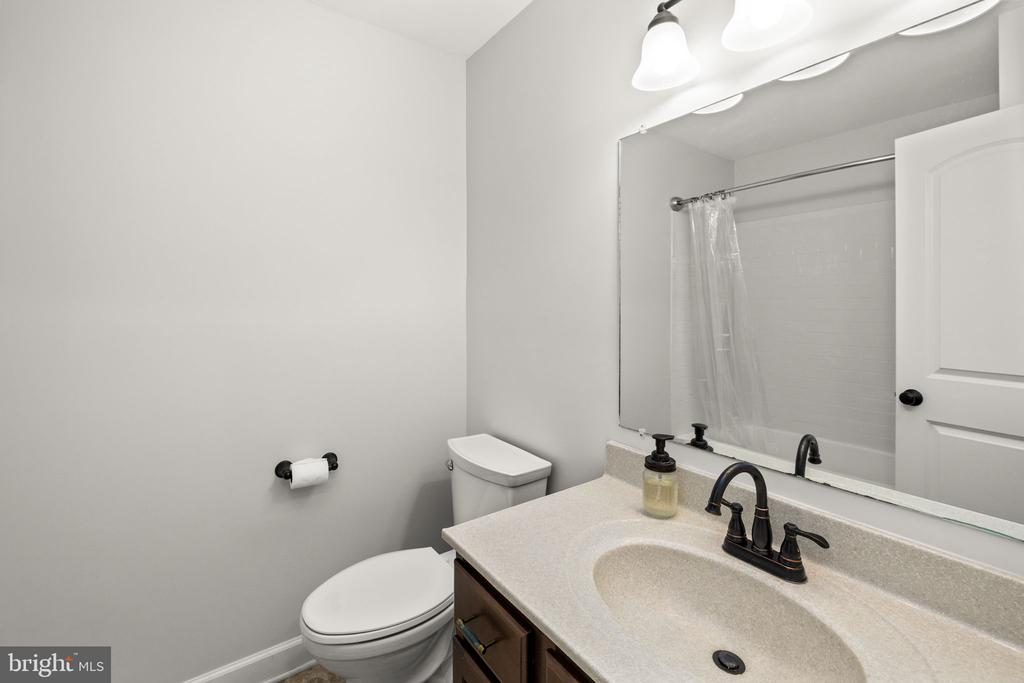 706 PLEASANTS DR, FREDERICKSBURG, Virginia 22407, 3 Bedrooms Bedrooms, ,2 BathroomsBathrooms,Residential,MILL GARDEN,706 PLEASANTS DR,VASP2042318 MLS # VASP2042318 706 PLEASANTS DR, FREDERICKSBURG, Virginia 22407, 3 Bedrooms Bedrooms, ,2 BathroomsBathrooms,Residential,MILL GARDEN,706 PLEASANTS DR,VASP2042318 MLS # VASP2042318