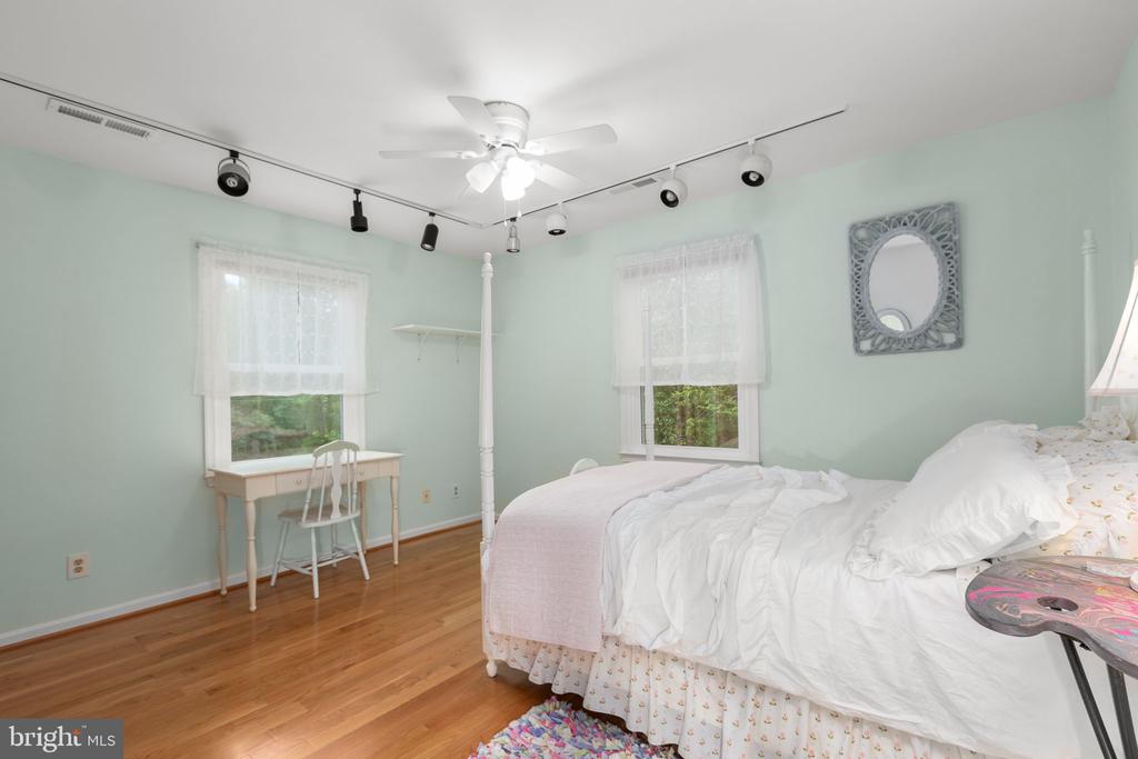 13355 GOLDEN OAKS DR, FREDERICKSBURG, Virginia 22407, 4 Bedrooms Bedrooms, ,2 BathroomsBathrooms,Residential,13355 GOLDEN OAKS DR,VASP2042342 MLS # VASP2042342 13355 GOLDEN OAKS DR, FREDERICKSBURG, Virginia 22407, 4 Bedrooms Bedrooms, ,2 BathroomsBathrooms,Residential,13355 GOLDEN OAKS DR,VASP2042342 MLS # VASP2042342
