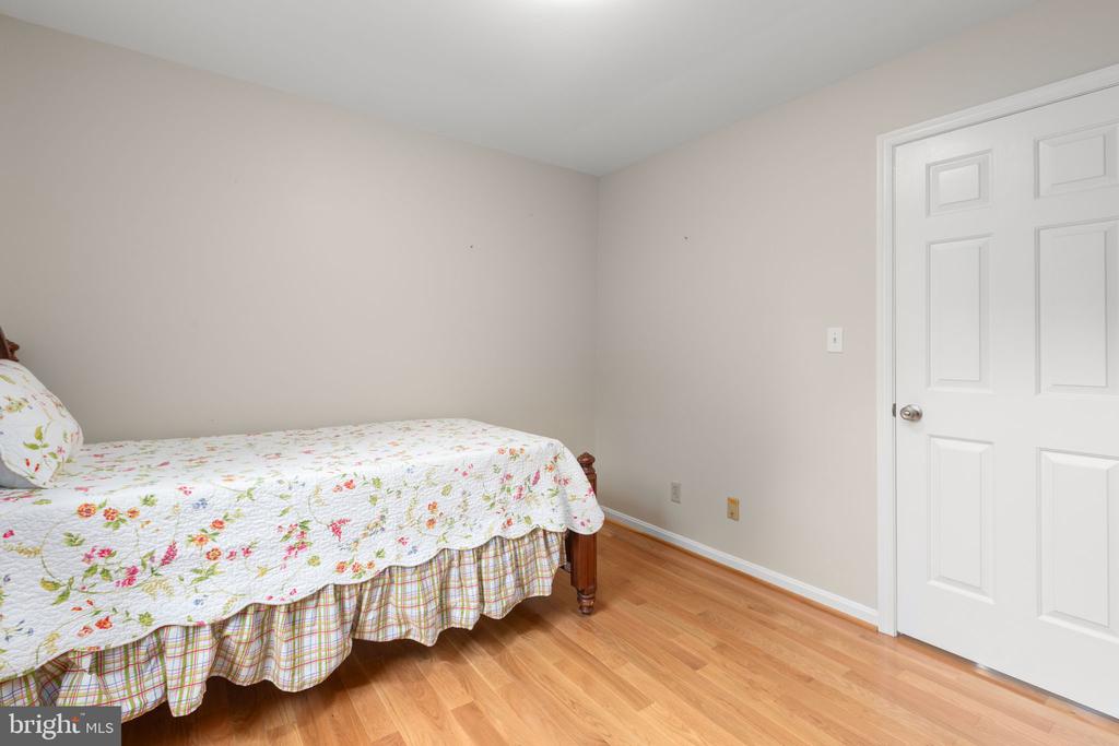 13355 GOLDEN OAKS DR, FREDERICKSBURG, Virginia 22407, 4 Bedrooms Bedrooms, ,2 BathroomsBathrooms,Residential,13355 GOLDEN OAKS DR,VASP2042342 MLS # VASP2042342 13355 GOLDEN OAKS DR, FREDERICKSBURG, Virginia 22407, 4 Bedrooms Bedrooms, ,2 BathroomsBathrooms,Residential,13355 GOLDEN OAKS DR,VASP2042342 MLS # VASP2042342