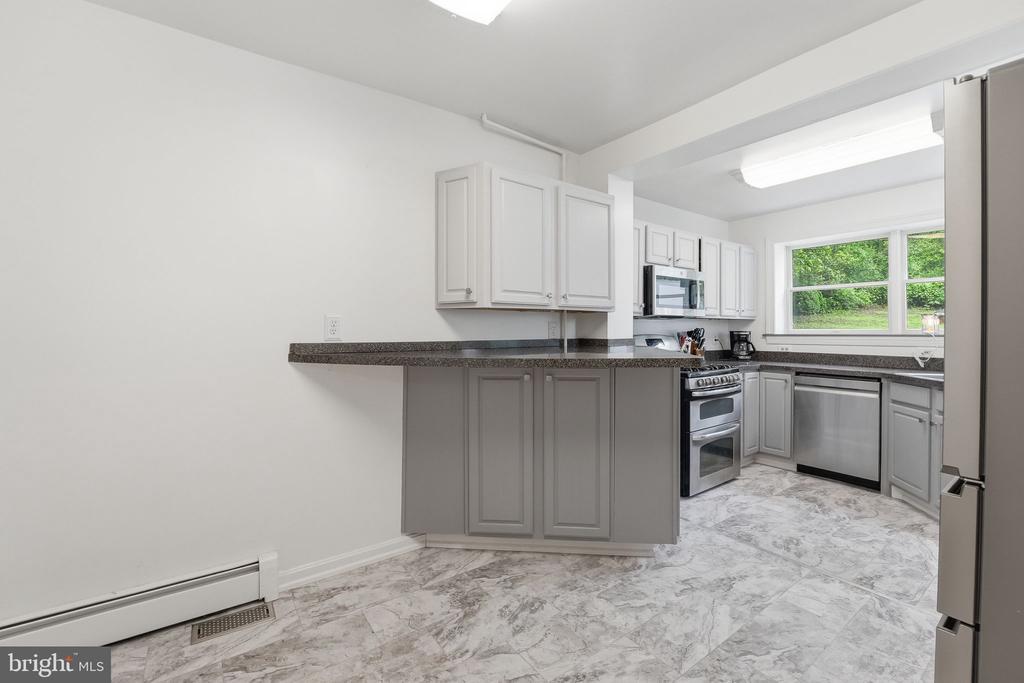 13030 JOHN MARSHALL HWY, LINDEN, Virginia 22642, 3 Bedrooms Bedrooms, ,1 BathroomBathrooms,Residential,13030 JOHN MARSHALL HWY,VAFQ2022254 MLS # VAFQ2022254 13030 JOHN MARSHALL HWY, LINDEN, Virginia 22642, 3 Bedrooms Bedrooms, ,1 BathroomBathrooms,Residential,13030 JOHN MARSHALL HWY,VAFQ2022254 MLS # VAFQ2022254