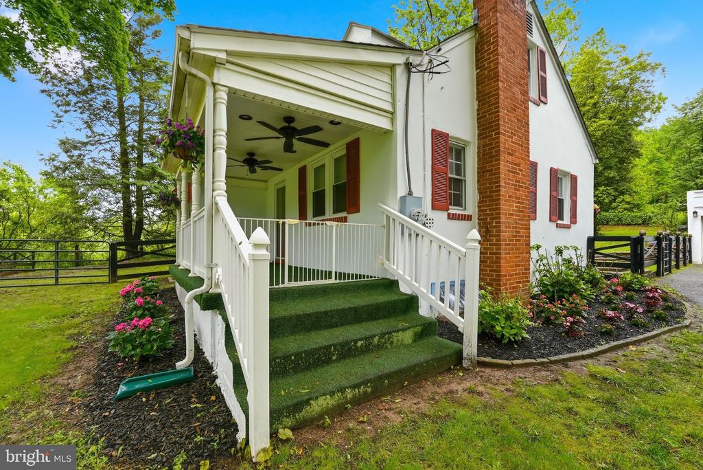 13030 JOHN MARSHALL HWY, LINDEN, Virginia 22642, 3 Bedrooms Bedrooms, ,1 BathroomBathrooms,Residential,13030 JOHN MARSHALL HWY,VAFQ2022254 MLS # VAFQ2022254 13030 JOHN MARSHALL HWY, LINDEN, Virginia 22642, 3 Bedrooms Bedrooms, ,1 BathroomBathrooms,Residential,13030 JOHN MARSHALL HWY,VAFQ2022254 MLS # VAFQ2022254