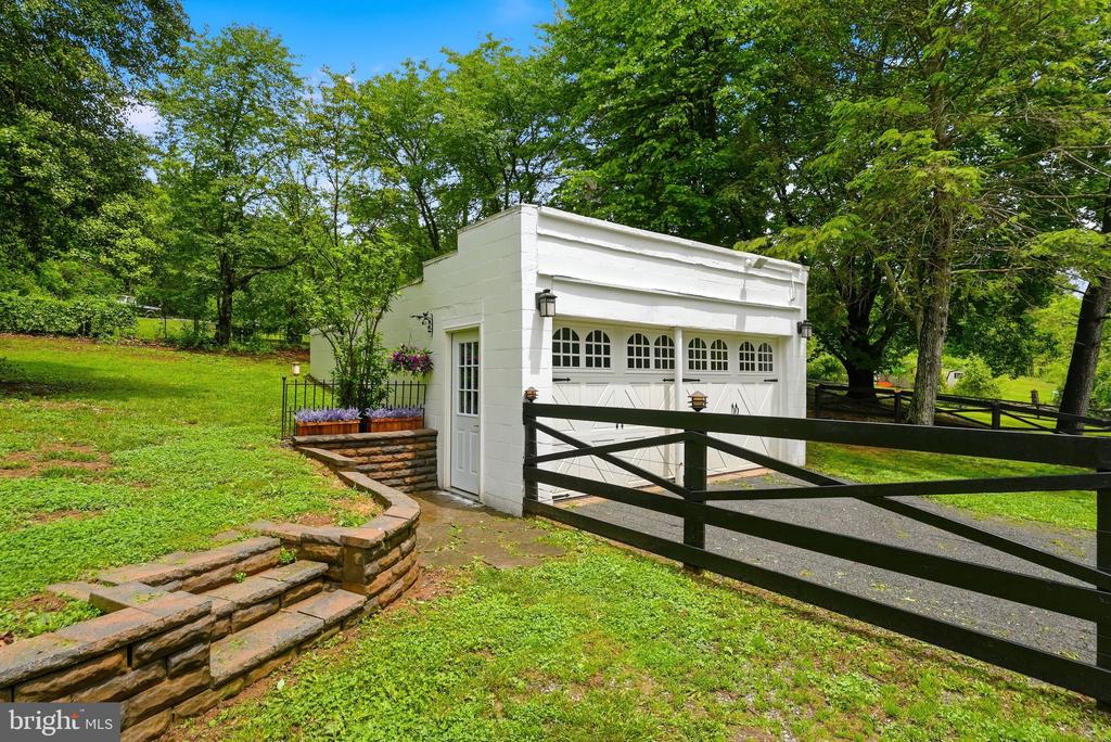 13030 JOHN MARSHALL HWY, LINDEN, Virginia 22642, 3 Bedrooms Bedrooms, ,1 BathroomBathrooms,Residential,13030 JOHN MARSHALL HWY,VAFQ2022254 MLS # VAFQ2022254 13030 JOHN MARSHALL HWY, LINDEN, Virginia 22642, 3 Bedrooms Bedrooms, ,1 BathroomBathrooms,Residential,13030 JOHN MARSHALL HWY,VAFQ2022254 MLS # VAFQ2022254
