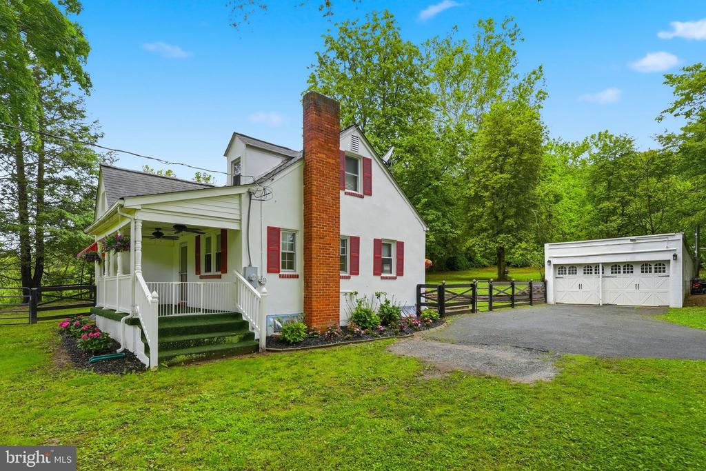 13030 JOHN MARSHALL HWY, LINDEN, Virginia 22642, 3 Bedrooms Bedrooms, ,1 BathroomBathrooms,Residential,13030 JOHN MARSHALL HWY,VAFQ2022254 MLS # VAFQ2022254 13030 JOHN MARSHALL HWY, LINDEN, Virginia 22642, 3 Bedrooms Bedrooms, ,1 BathroomBathrooms,Residential,13030 JOHN MARSHALL HWY,VAFQ2022254 MLS # VAFQ2022254