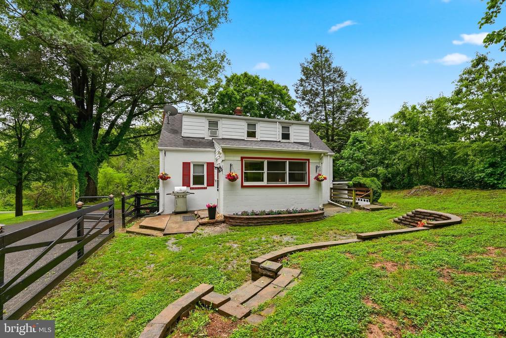 13030 JOHN MARSHALL HWY, LINDEN, Virginia 22642, 3 Bedrooms Bedrooms, ,1 BathroomBathrooms,Residential,13030 JOHN MARSHALL HWY,VAFQ2022254 MLS # VAFQ2022254 13030 JOHN MARSHALL HWY, LINDEN, Virginia 22642, 3 Bedrooms Bedrooms, ,1 BathroomBathrooms,Residential,13030 JOHN MARSHALL HWY,VAFQ2022254 MLS # VAFQ2022254