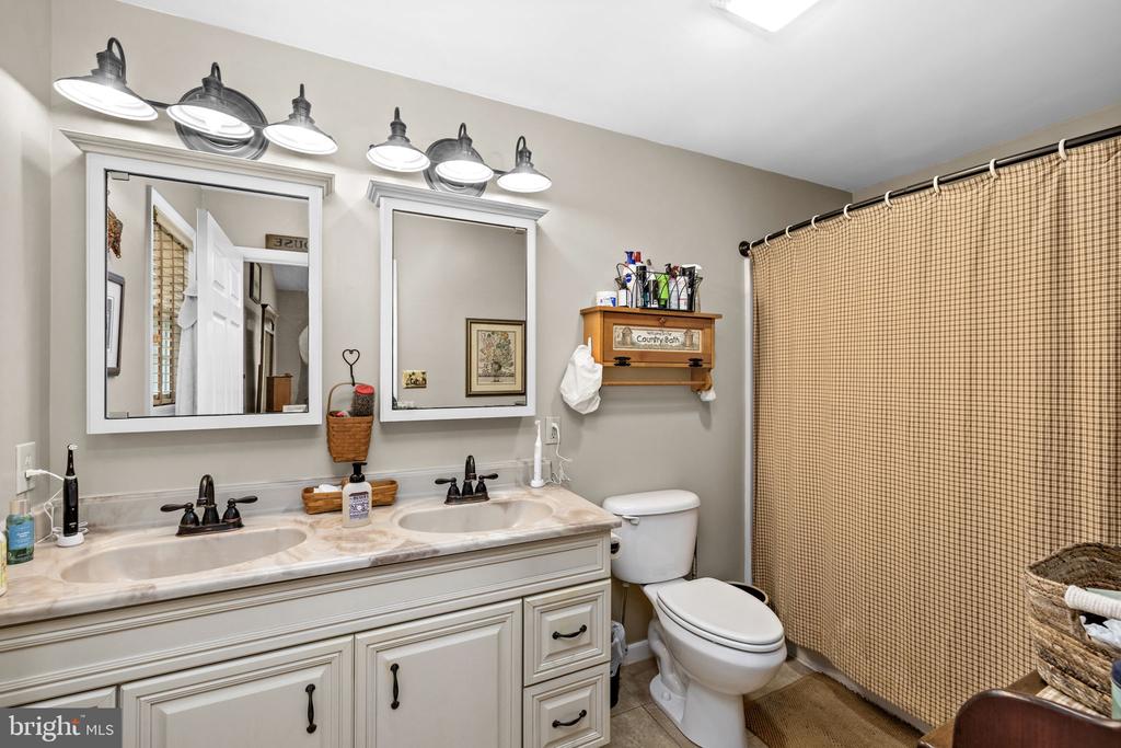 12350 LINDANN LN, CULPEPER, Virginia 22701, 3 Bedrooms Bedrooms, ,2 BathroomsBathrooms,Residential,12350 LINDANN LN,VACU2013784 MLS # VACU2013784 12350 LINDANN LN, CULPEPER, Virginia 22701, 3 Bedrooms Bedrooms, ,2 BathroomsBathrooms,Residential,12350 LINDANN LN,VACU2013784 MLS # VACU2013784