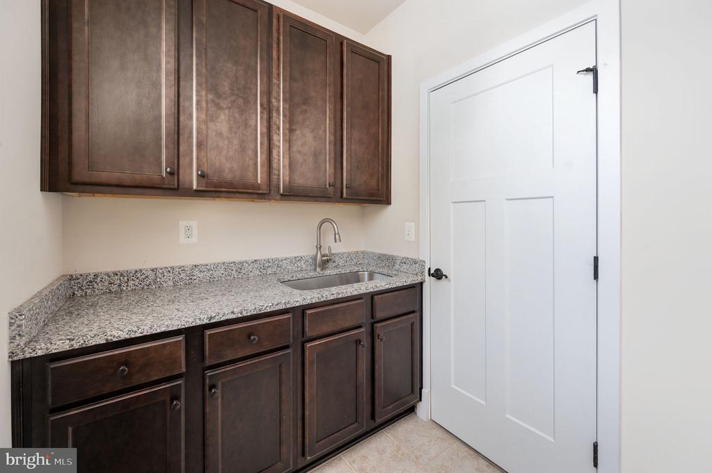 9904 S HARRIS FARM RD, SPOTSYLVANIA, Virginia 22553, 5 Bedrooms Bedrooms, ,4 BathroomsBathrooms,Residential,9904 S HARRIS FARM RD,VASP2041856 MLS # VASP2041856 9904 S HARRIS FARM RD, SPOTSYLVANIA, Virginia 22553, 5 Bedrooms Bedrooms, ,4 BathroomsBathrooms,Residential,9904 S HARRIS FARM RD,VASP2041856 MLS # VASP2041856