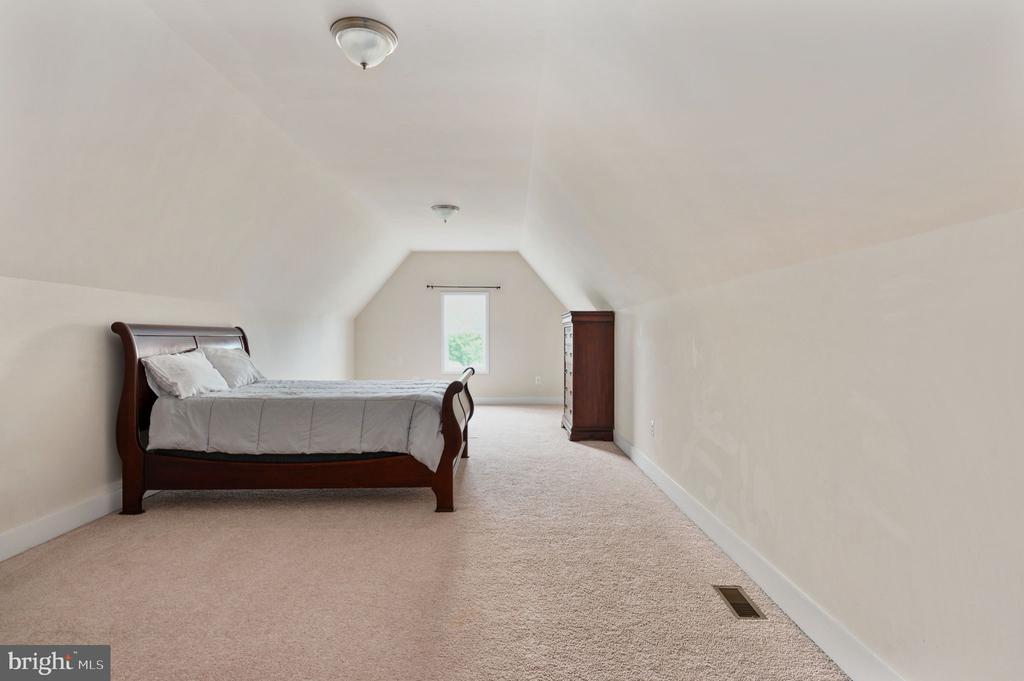 9904 S HARRIS FARM RD, SPOTSYLVANIA, Virginia 22553, 5 Bedrooms Bedrooms, ,4 BathroomsBathrooms,Residential,9904 S HARRIS FARM RD,VASP2041856 MLS # VASP2041856 9904 S HARRIS FARM RD, SPOTSYLVANIA, Virginia 22553, 5 Bedrooms Bedrooms, ,4 BathroomsBathrooms,Residential,9904 S HARRIS FARM RD,VASP2041856 MLS # VASP2041856