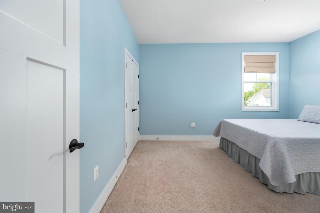 9904 S HARRIS FARM RD, SPOTSYLVANIA, Virginia 22553, 5 Bedrooms Bedrooms, ,4 BathroomsBathrooms,Residential,9904 S HARRIS FARM RD,VASP2041856 MLS # VASP2041856 9904 S HARRIS FARM RD, SPOTSYLVANIA, Virginia 22553, 5 Bedrooms Bedrooms, ,4 BathroomsBathrooms,Residential,9904 S HARRIS FARM RD,VASP2041856 MLS # VASP2041856