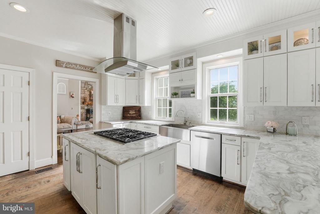 7724 CANNONBALL GATE RD, WARRENTON, Virginia 20186, 5 Bedrooms Bedrooms, ,5 BathroomsBathrooms,Residential,7724 CANNONBALL GATE RD,VAFQ2022092 MLS # VAFQ2022092 7724 CANNONBALL GATE RD, WARRENTON, Virginia 20186, 5 Bedrooms Bedrooms, ,5 BathroomsBathrooms,Residential,7724 CANNONBALL GATE RD,VAFQ2022092 MLS # VAFQ2022092