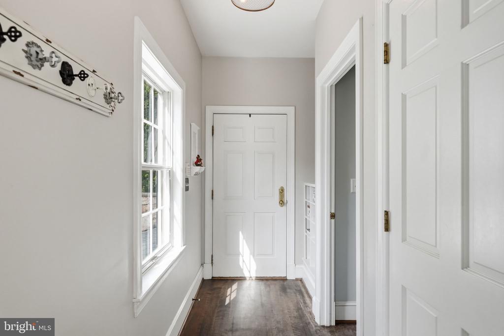 7724 CANNONBALL GATE RD, WARRENTON, Virginia 20186, 5 Bedrooms Bedrooms, ,5 BathroomsBathrooms,Residential,7724 CANNONBALL GATE RD,VAFQ2022092 MLS # VAFQ2022092 7724 CANNONBALL GATE RD, WARRENTON, Virginia 20186, 5 Bedrooms Bedrooms, ,5 BathroomsBathrooms,Residential,7724 CANNONBALL GATE RD,VAFQ2022092 MLS # VAFQ2022092