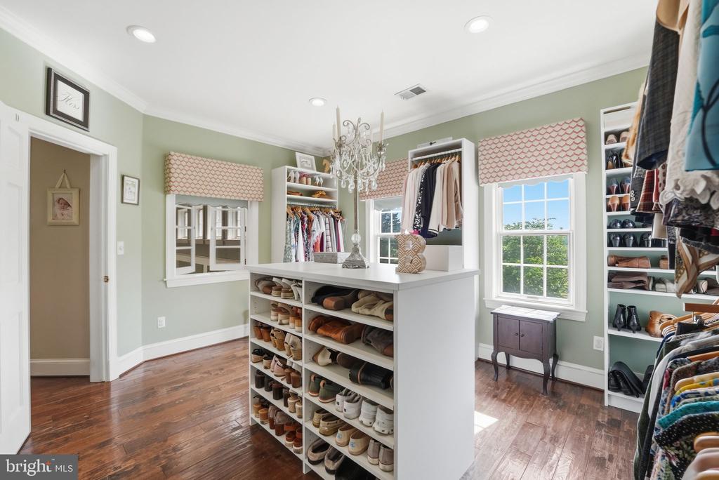 7724 CANNONBALL GATE RD, WARRENTON, Virginia 20186, 5 Bedrooms Bedrooms, ,5 BathroomsBathrooms,Residential,7724 CANNONBALL GATE RD,VAFQ2022092 MLS # VAFQ2022092 7724 CANNONBALL GATE RD, WARRENTON, Virginia 20186, 5 Bedrooms Bedrooms, ,5 BathroomsBathrooms,Residential,7724 CANNONBALL GATE RD,VAFQ2022092 MLS # VAFQ2022092