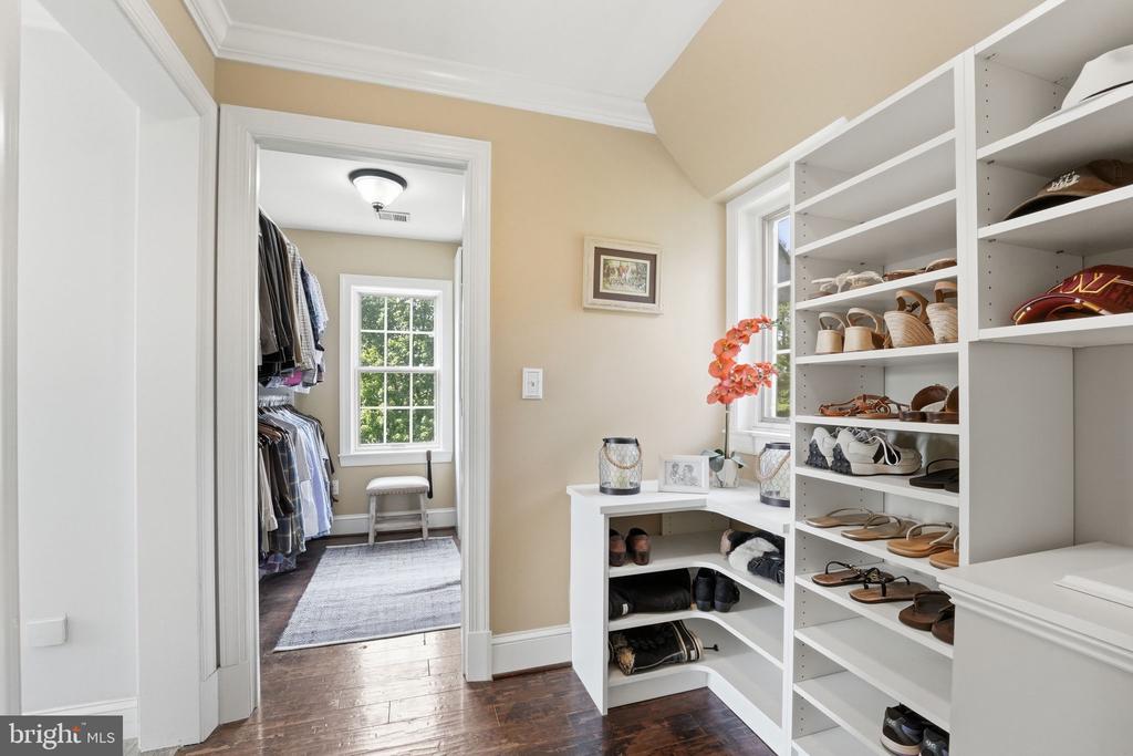 7724 CANNONBALL GATE RD, WARRENTON, Virginia 20186, 5 Bedrooms Bedrooms, ,5 BathroomsBathrooms,Residential,7724 CANNONBALL GATE RD,VAFQ2022092 MLS # VAFQ2022092 7724 CANNONBALL GATE RD, WARRENTON, Virginia 20186, 5 Bedrooms Bedrooms, ,5 BathroomsBathrooms,Residential,7724 CANNONBALL GATE RD,VAFQ2022092 MLS # VAFQ2022092