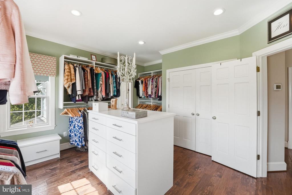 7724 CANNONBALL GATE RD, WARRENTON, Virginia 20186, 5 Bedrooms Bedrooms, ,5 BathroomsBathrooms,Residential,7724 CANNONBALL GATE RD,VAFQ2022092 MLS # VAFQ2022092 7724 CANNONBALL GATE RD, WARRENTON, Virginia 20186, 5 Bedrooms Bedrooms, ,5 BathroomsBathrooms,Residential,7724 CANNONBALL GATE RD,VAFQ2022092 MLS # VAFQ2022092