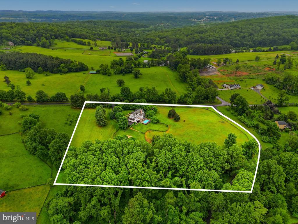 7724 CANNONBALL GATE RD, WARRENTON, Virginia 20186, 5 Bedrooms Bedrooms, ,5 BathroomsBathrooms,Residential,7724 CANNONBALL GATE RD,VAFQ2022092 MLS # VAFQ2022092 7724 CANNONBALL GATE RD, WARRENTON, Virginia 20186, 5 Bedrooms Bedrooms, ,5 BathroomsBathrooms,Residential,7724 CANNONBALL GATE RD,VAFQ2022092 MLS # VAFQ2022092