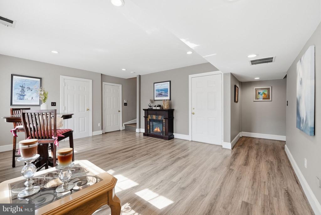 7724 CANNONBALL GATE RD, WARRENTON, Virginia 20186, 5 Bedrooms Bedrooms, ,5 BathroomsBathrooms,Residential,7724 CANNONBALL GATE RD,VAFQ2022092 MLS # VAFQ2022092 7724 CANNONBALL GATE RD, WARRENTON, Virginia 20186, 5 Bedrooms Bedrooms, ,5 BathroomsBathrooms,Residential,7724 CANNONBALL GATE RD,VAFQ2022092 MLS # VAFQ2022092
