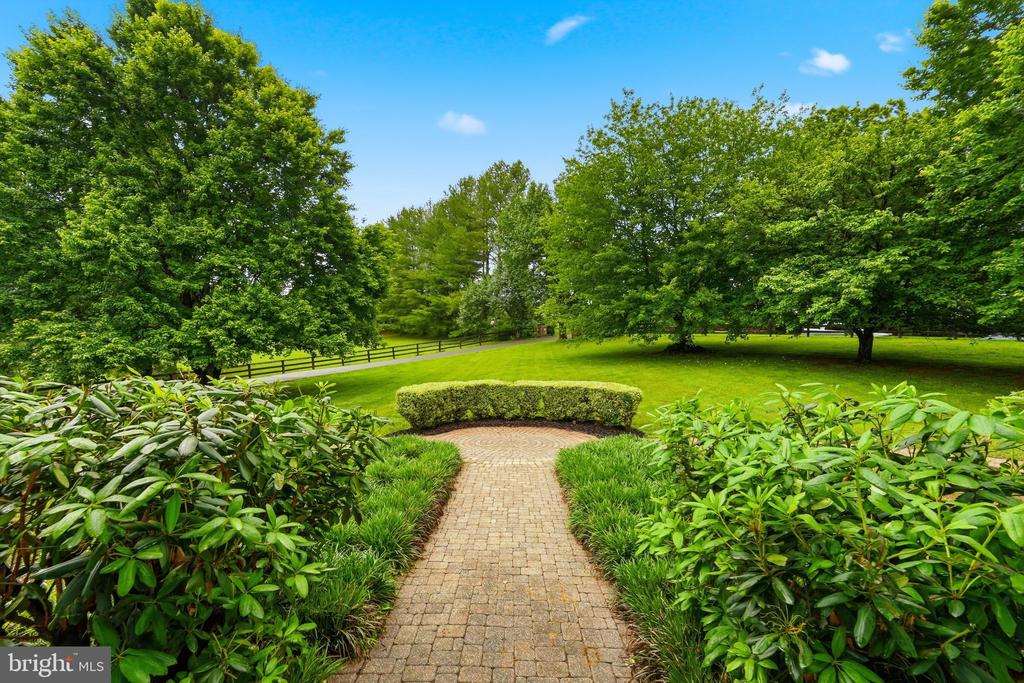 7724 CANNONBALL GATE RD, WARRENTON, Virginia 20186, 5 Bedrooms Bedrooms, ,5 BathroomsBathrooms,Residential,7724 CANNONBALL GATE RD,VAFQ2022092 MLS # VAFQ2022092 7724 CANNONBALL GATE RD, WARRENTON, Virginia 20186, 5 Bedrooms Bedrooms, ,5 BathroomsBathrooms,Residential,7724 CANNONBALL GATE RD,VAFQ2022092 MLS # VAFQ2022092