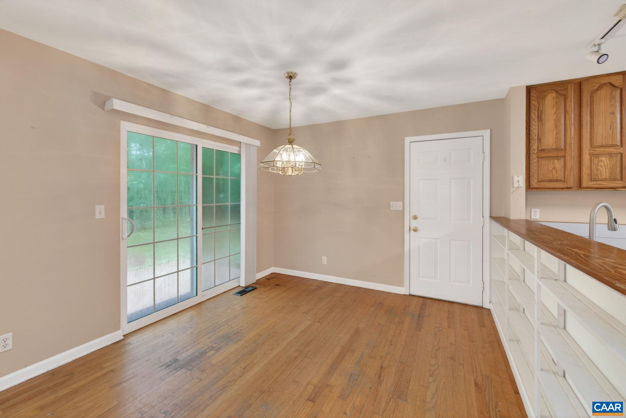 75 RIVERSIDE DR, PALMYRA, Virginia 22963, 3 Bedrooms Bedrooms, ,2 BathroomsBathrooms,Residential,75 RIVERSIDE DR,677223 MLS # 677223 75 RIVERSIDE DR, PALMYRA, Virginia 22963, 3 Bedrooms Bedrooms, ,2 BathroomsBathrooms,Residential,75 RIVERSIDE DR,677223 MLS # 677223
