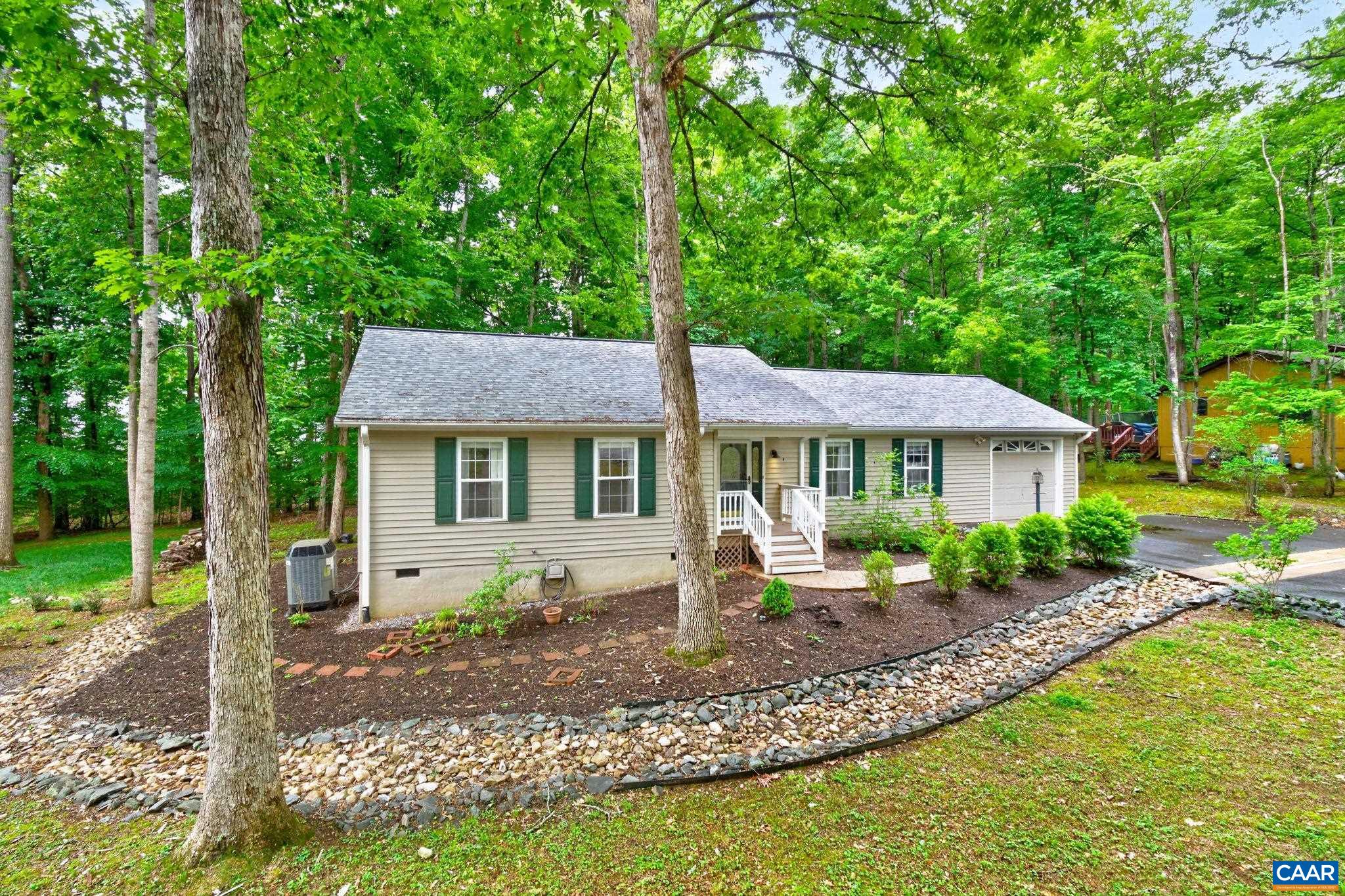 75 RIVERSIDE DR, PALMYRA, Virginia 22963, 3 Bedrooms Bedrooms, ,2 BathroomsBathrooms,Residential,75 RIVERSIDE DR,677223 MLS # 677223 75 RIVERSIDE DR, PALMYRA, Virginia 22963, 3 Bedrooms Bedrooms, ,2 BathroomsBathrooms,Residential,75 RIVERSIDE DR,677223 MLS # 677223