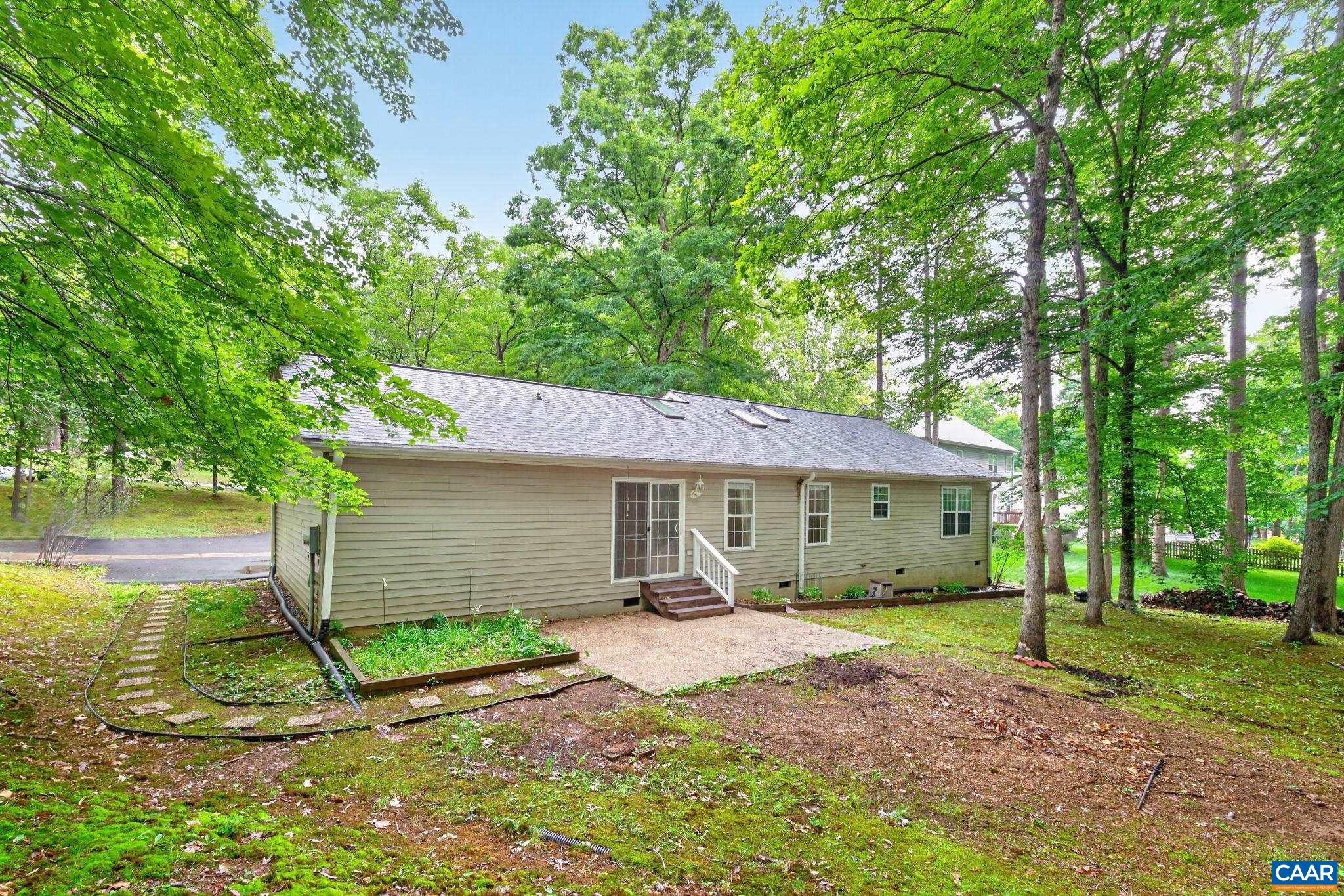 75 RIVERSIDE DR, PALMYRA, Virginia 22963, 3 Bedrooms Bedrooms, ,2 BathroomsBathrooms,Residential,75 RIVERSIDE DR,677223 MLS # 677223 75 RIVERSIDE DR, PALMYRA, Virginia 22963, 3 Bedrooms Bedrooms, ,2 BathroomsBathrooms,Residential,75 RIVERSIDE DR,677223 MLS # 677223