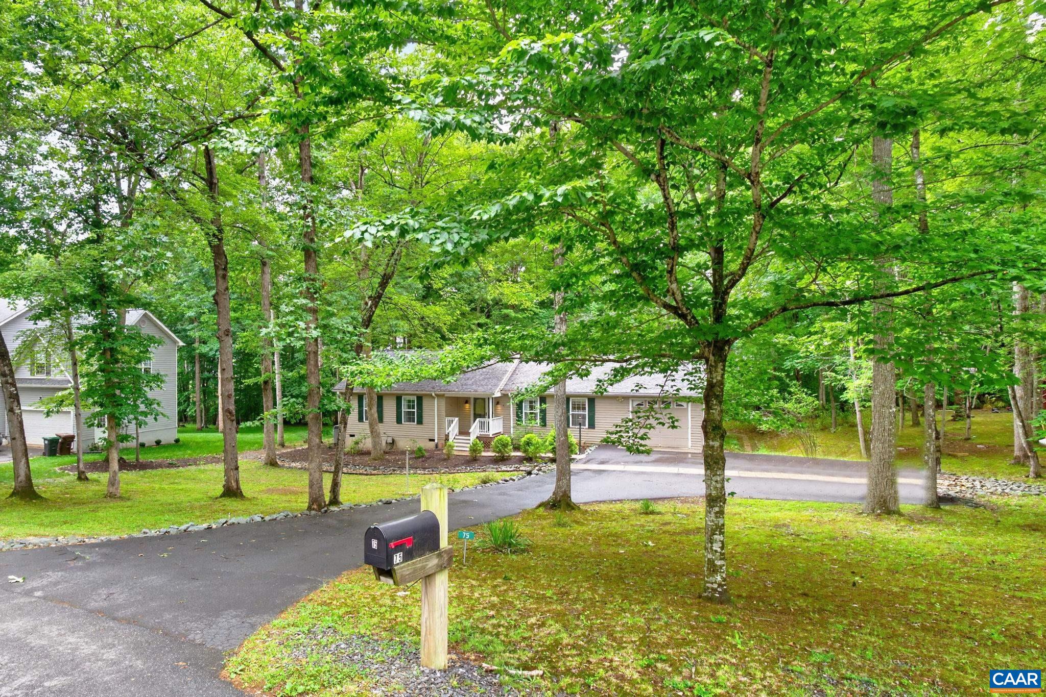 75 RIVERSIDE DR, PALMYRA, Virginia 22963, 3 Bedrooms Bedrooms, ,2 BathroomsBathrooms,Residential,75 RIVERSIDE DR,677223 MLS # 677223 75 RIVERSIDE DR, PALMYRA, Virginia 22963, 3 Bedrooms Bedrooms, ,2 BathroomsBathrooms,Residential,75 RIVERSIDE DR,677223 MLS # 677223