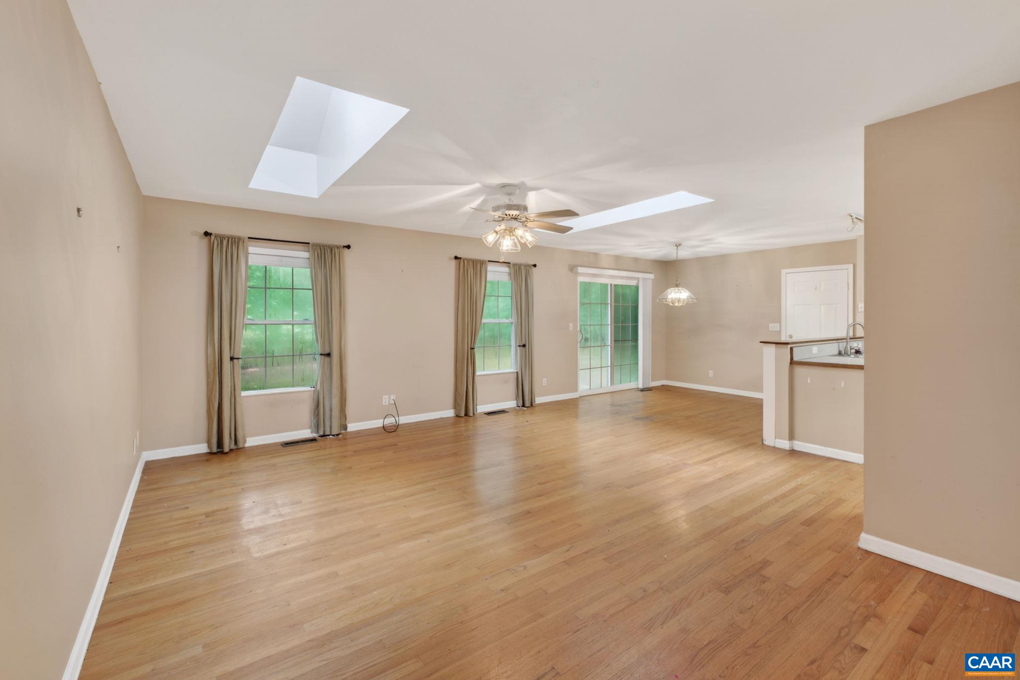 75 RIVERSIDE DR, PALMYRA, Virginia 22963, 3 Bedrooms Bedrooms, ,2 BathroomsBathrooms,Residential,75 RIVERSIDE DR,677223 MLS # 677223 75 RIVERSIDE DR, PALMYRA, Virginia 22963, 3 Bedrooms Bedrooms, ,2 BathroomsBathrooms,Residential,75 RIVERSIDE DR,677223 MLS # 677223