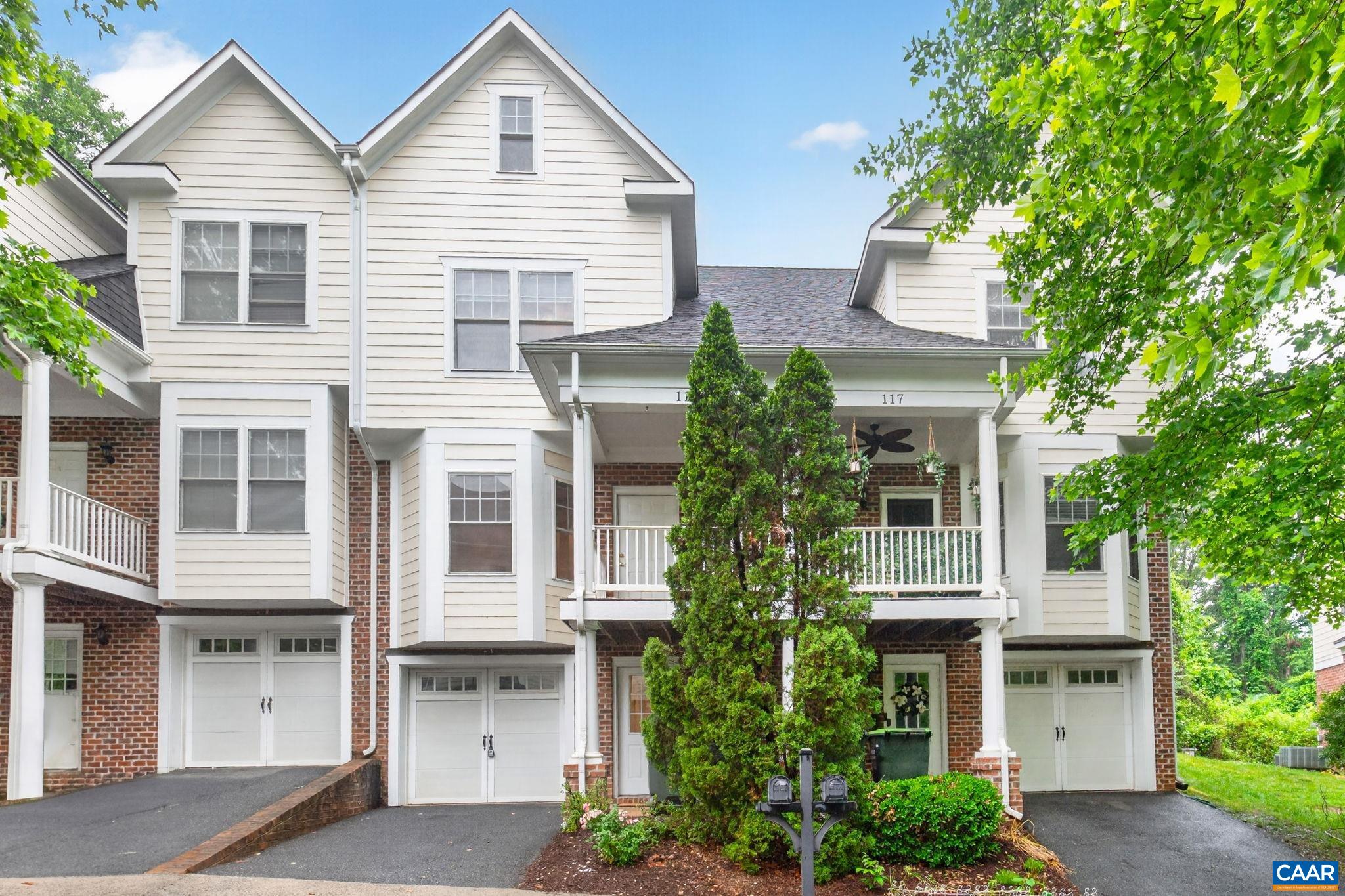115 OLD FIFTH CIR, CHARLOTTESVILLE, Virginia 22903, 3 Bedrooms Bedrooms, ,2 BathroomsBathrooms,Residential,115 OLD FIFTH CIR,677588 MLS # 677588 115 OLD FIFTH CIR, CHARLOTTESVILLE, Virginia 22903, 3 Bedrooms Bedrooms, ,2 BathroomsBathrooms,Residential,115 OLD FIFTH CIR,677588 MLS # 677588