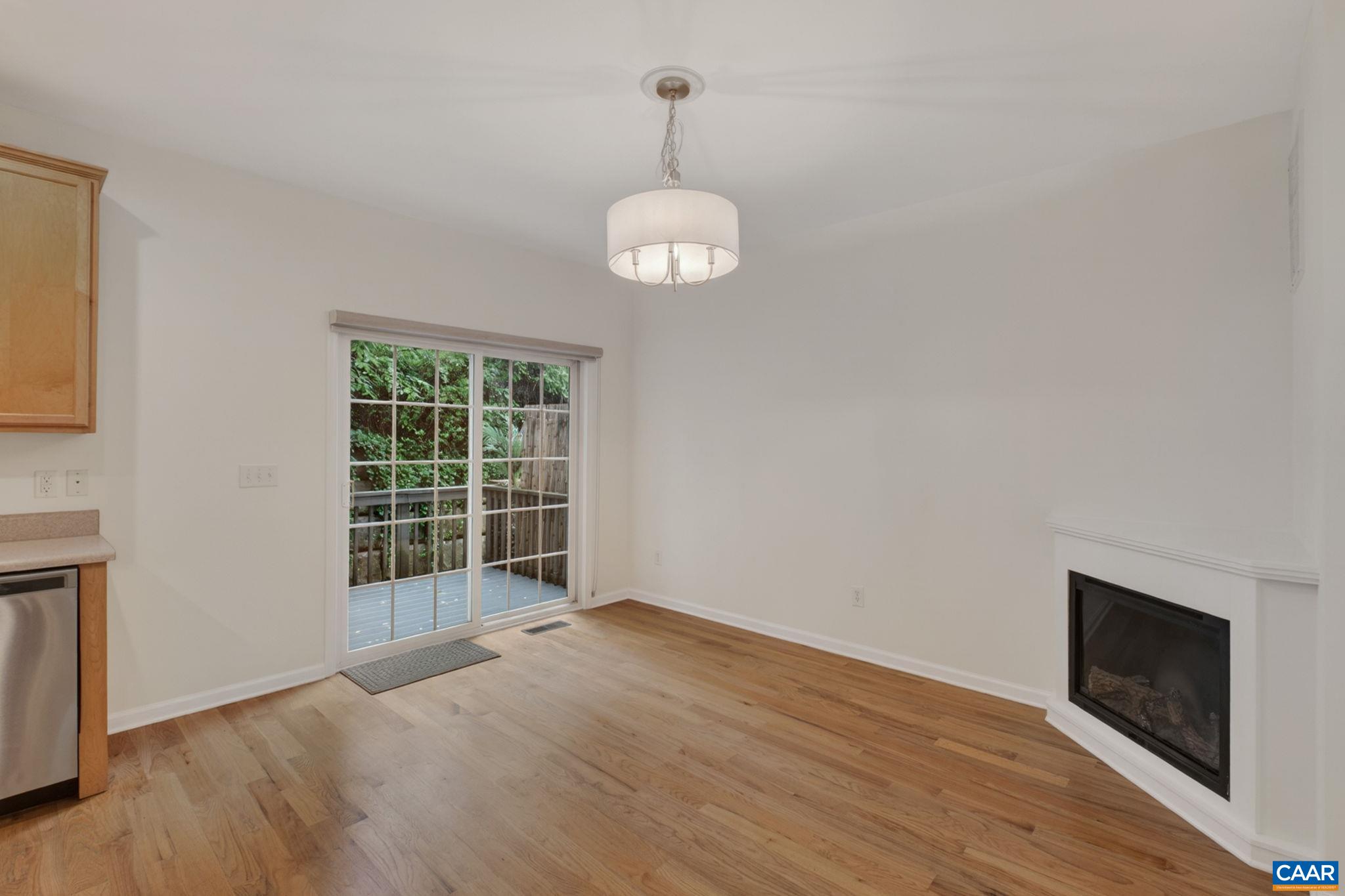 115 OLD FIFTH CIR, CHARLOTTESVILLE, Virginia 22903, 3 Bedrooms Bedrooms, ,2 BathroomsBathrooms,Residential,115 OLD FIFTH CIR,677588 MLS # 677588 115 OLD FIFTH CIR, CHARLOTTESVILLE, Virginia 22903, 3 Bedrooms Bedrooms, ,2 BathroomsBathrooms,Residential,115 OLD FIFTH CIR,677588 MLS # 677588