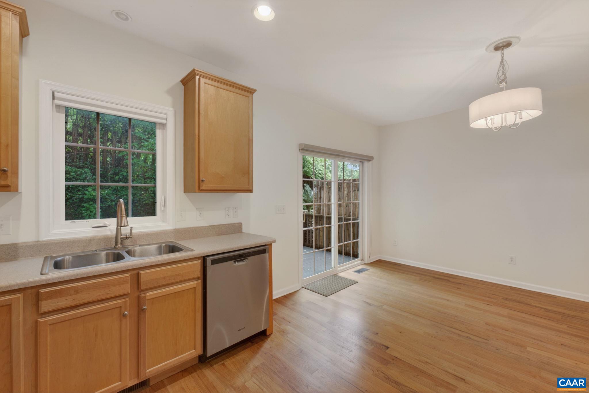 115 OLD FIFTH CIR, CHARLOTTESVILLE, Virginia 22903, 3 Bedrooms Bedrooms, ,2 BathroomsBathrooms,Residential,115 OLD FIFTH CIR,677588 MLS # 677588 115 OLD FIFTH CIR, CHARLOTTESVILLE, Virginia 22903, 3 Bedrooms Bedrooms, ,2 BathroomsBathrooms,Residential,115 OLD FIFTH CIR,677588 MLS # 677588