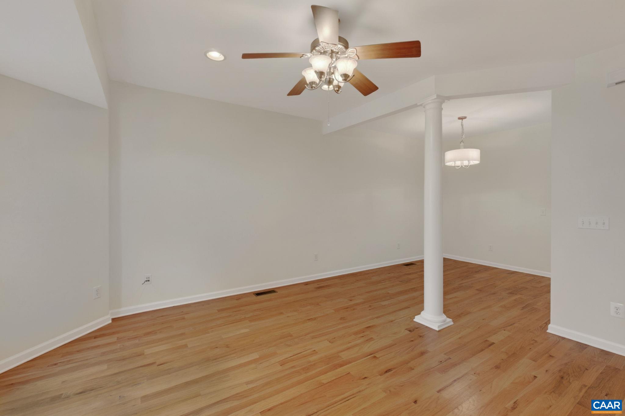 115 OLD FIFTH CIR, CHARLOTTESVILLE, Virginia 22903, 3 Bedrooms Bedrooms, ,2 BathroomsBathrooms,Residential,115 OLD FIFTH CIR,677588 MLS # 677588 115 OLD FIFTH CIR, CHARLOTTESVILLE, Virginia 22903, 3 Bedrooms Bedrooms, ,2 BathroomsBathrooms,Residential,115 OLD FIFTH CIR,677588 MLS # 677588