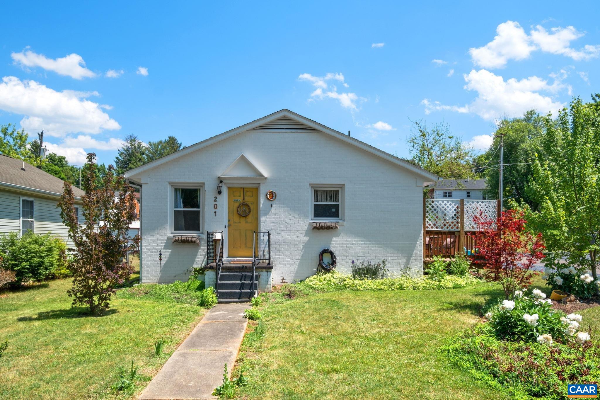 201 PARK BLVD, STAUNTON, Virginia 24401, 2 Bedrooms Bedrooms, ,1 BathroomBathrooms,Residential,201 PARK BLVD,677608 MLS # 677608 201 PARK BLVD, STAUNTON, Virginia 24401, 2 Bedrooms Bedrooms, ,1 BathroomBathrooms,Residential,201 PARK BLVD,677608 MLS # 677608