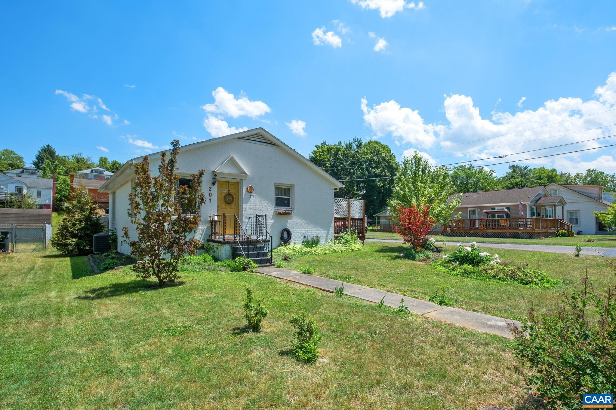 201 PARK BLVD, STAUNTON, Virginia 24401, 2 Bedrooms Bedrooms, ,1 BathroomBathrooms,Residential,201 PARK BLVD,677608 MLS # 677608 201 PARK BLVD, STAUNTON, Virginia 24401, 2 Bedrooms Bedrooms, ,1 BathroomBathrooms,Residential,201 PARK BLVD,677608 MLS # 677608