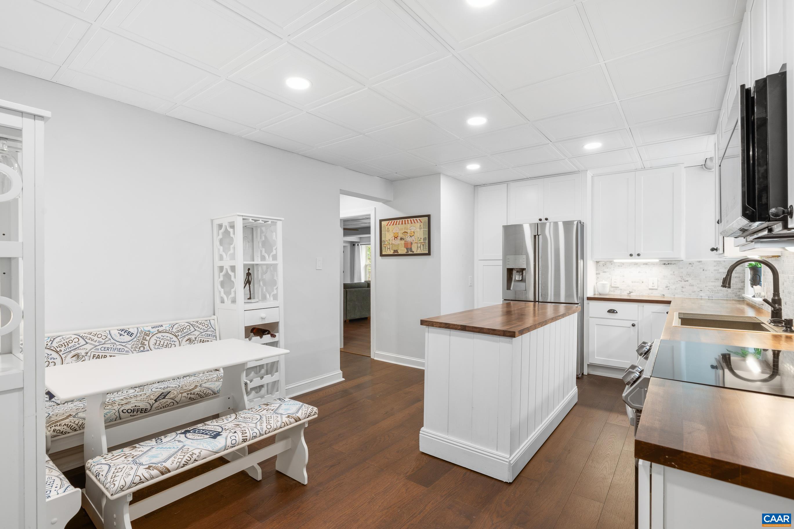 104 BUCKINGHAM CIR, CHARLOTTESVILLE, Virginia 22903, 6 Bedrooms Bedrooms, ,3 BathroomsBathrooms,Residential,104 Buckingham Circle,104 BUCKINGHAM CIR,677634 MLS # 677634 104 BUCKINGHAM CIR, CHARLOTTESVILLE, Virginia 22903, 6 Bedrooms Bedrooms, ,3 BathroomsBathrooms,Residential,104 Buckingham Circle,104 BUCKINGHAM CIR,677634 MLS # 677634