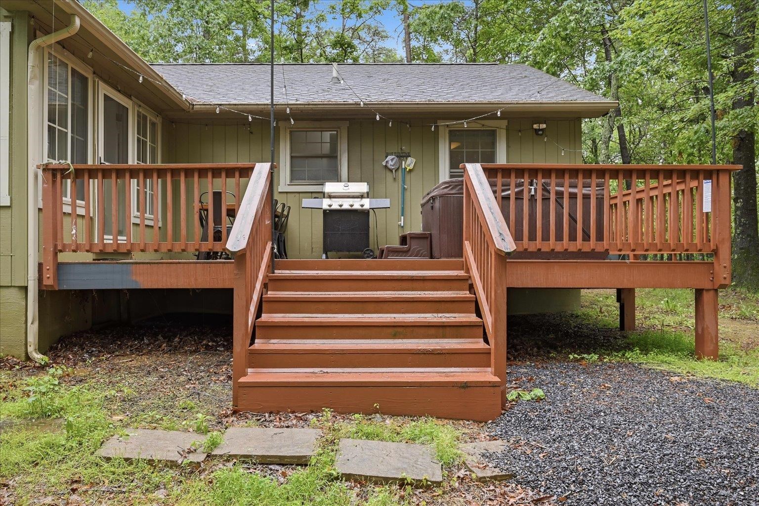 323 PALMER RD, BASYE, Virginia 22810, 3 Bedrooms Bedrooms, ,2 BathroomsBathrooms,Residential,323 PALMER RD,677664 MLS # 677664