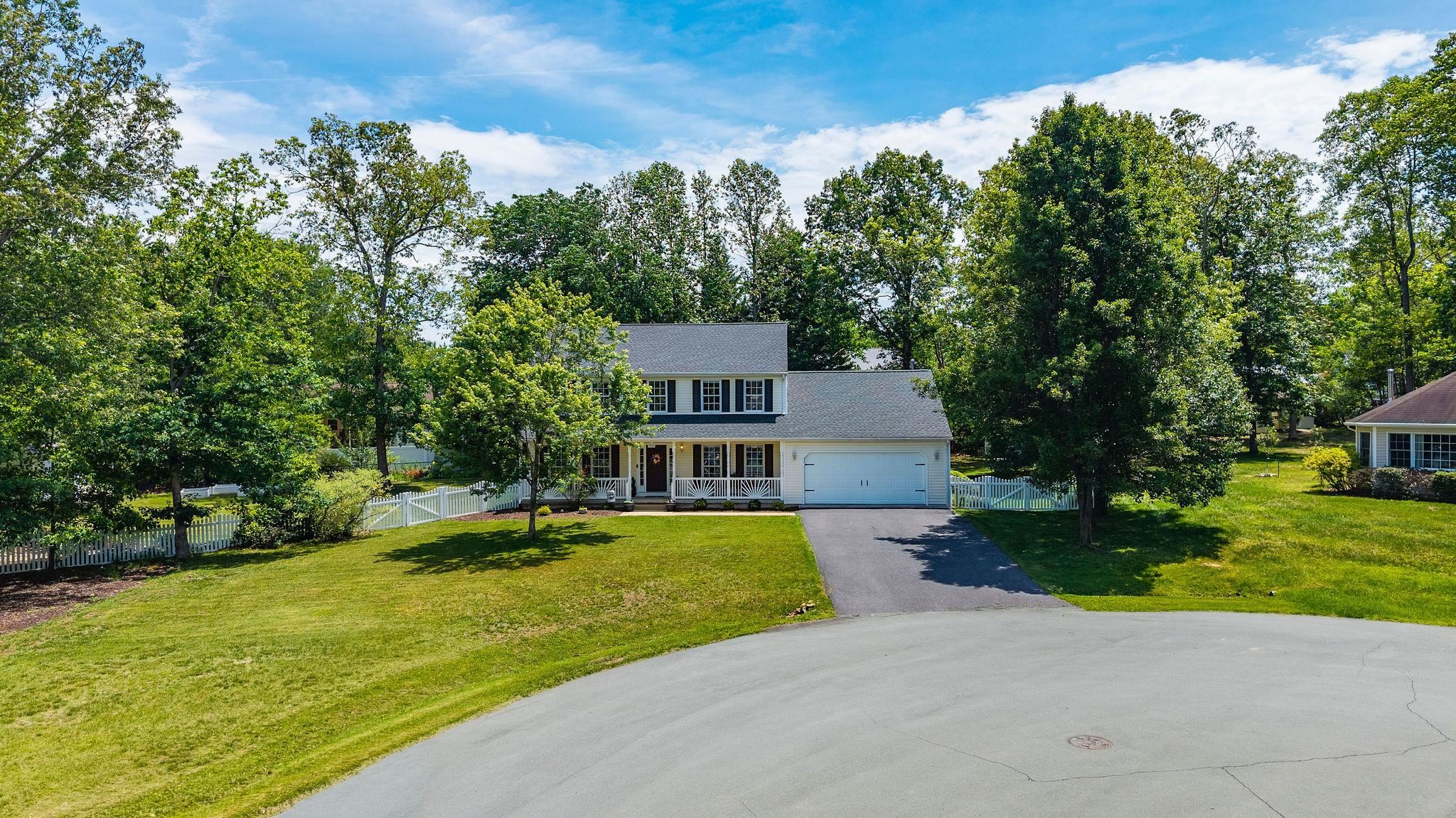 368 ARROWHEAD LN, STUARTS DRAFT, Virginia 24477, 4 Bedrooms Bedrooms, ,3 BathroomsBathrooms,Residential,368 ARROWHEAD LN,677689 MLS # 677689 368 ARROWHEAD LN, STUARTS DRAFT, Virginia 24477, 4 Bedrooms Bedrooms, ,3 BathroomsBathrooms,Residential,368 ARROWHEAD LN,677689 MLS # 677689