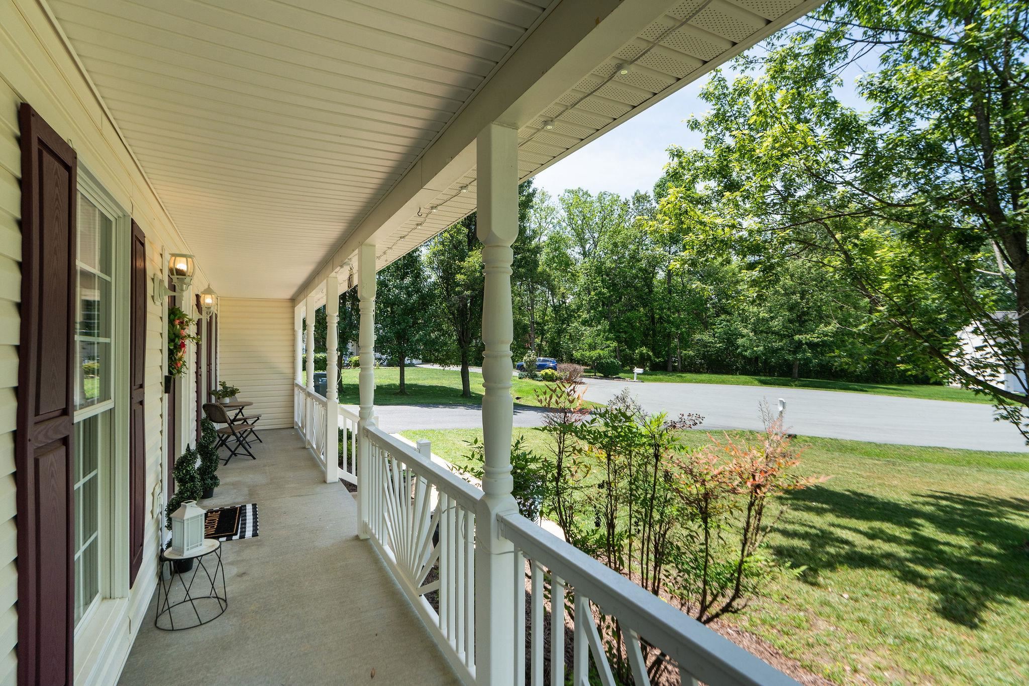368 ARROWHEAD LN, STUARTS DRAFT, Virginia 24477, 4 Bedrooms Bedrooms, ,3 BathroomsBathrooms,Residential,368 ARROWHEAD LN,677689 MLS # 677689 368 ARROWHEAD LN, STUARTS DRAFT, Virginia 24477, 4 Bedrooms Bedrooms, ,3 BathroomsBathrooms,Residential,368 ARROWHEAD LN,677689 MLS # 677689